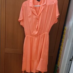 Banana Republic Coral Short Sleeve Dress